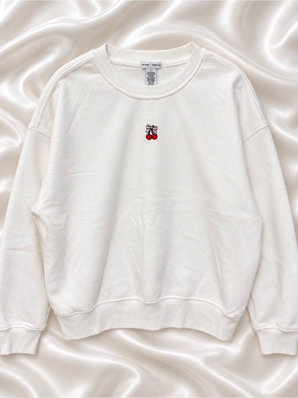 Better / Together Women’s L White Cherry Embroidered Crewneck Sweatshirt